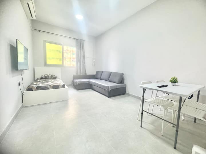 Nice Apartment Close To Dubai - Charjah
