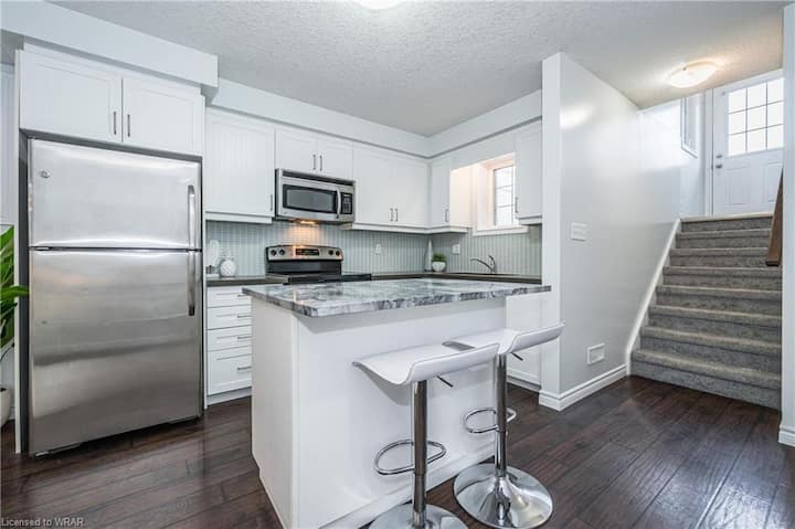 Townhouse In Kitchener - Waterloo, Ontàrio, Canadà