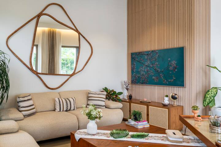 Living room image 7