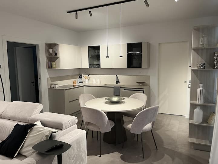 Elegant Apartment In Empoli - Empoli