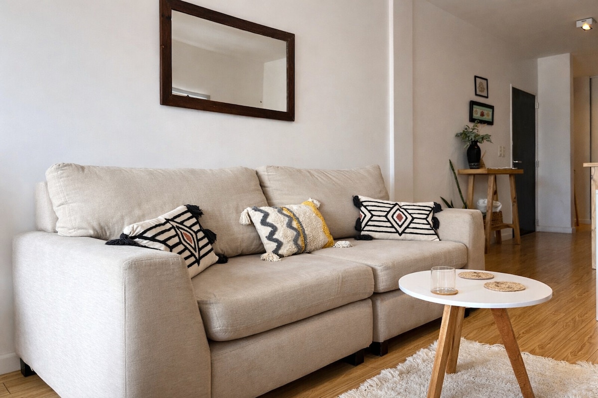 Kitnet com varanda e vaga opcional em Palermo Hollywood