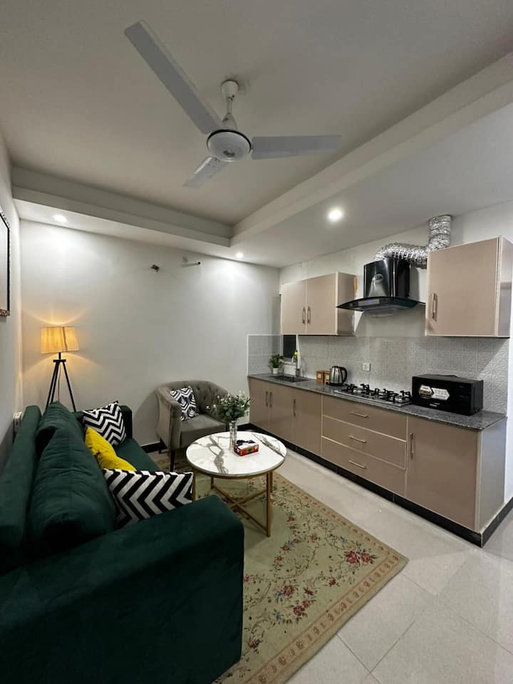 1br Eiffel View - Islamabad