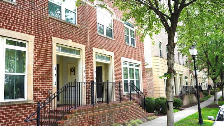 Parklands Pied-à-terre - Rockville, MD