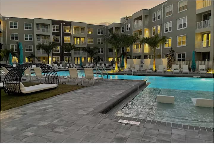 Luxury Apartment In Fort Myers - 319 - Fort Myers, FL