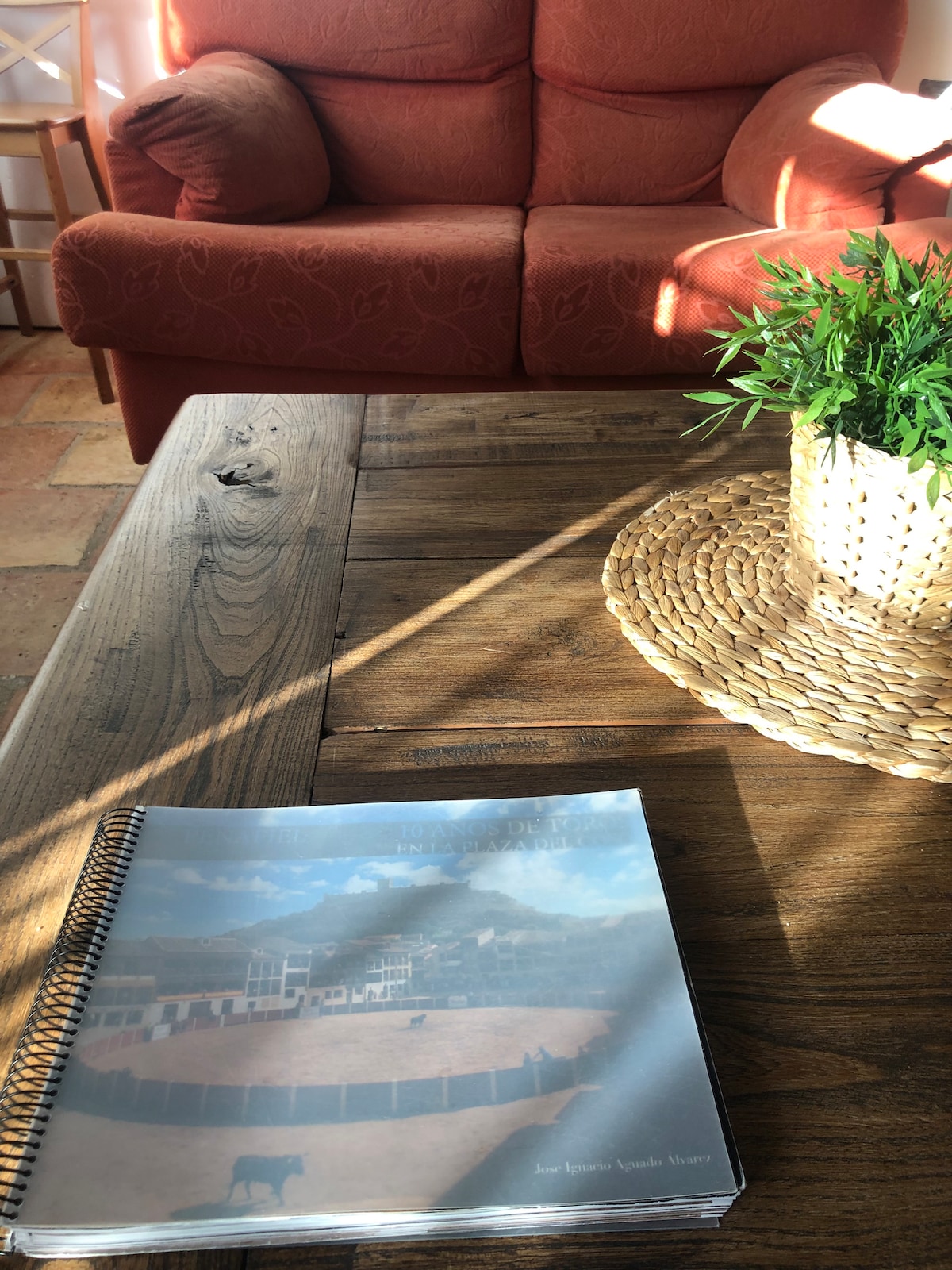 La Casa del Coso is located in Plaza del Coso. 3