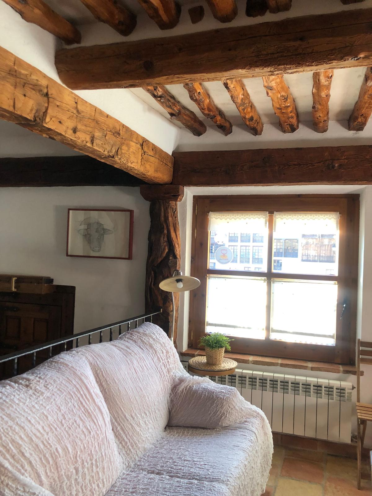 La Casa del Coso is located in Plaza del Coso. 2