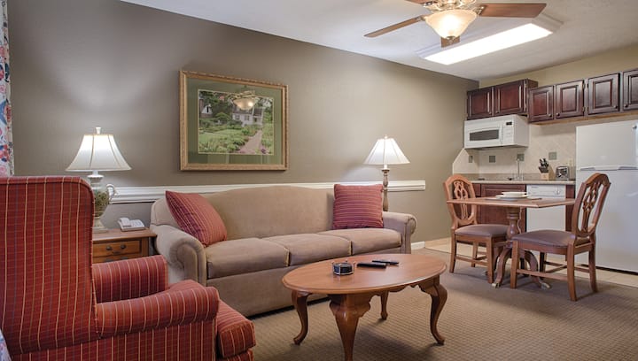 1 Bedroom Condo Family-friendly Kingsgate Resort - Williamsburg, VA