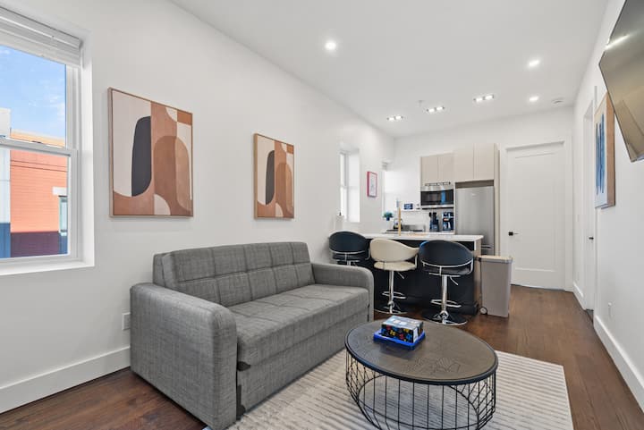 Stylish 2br Stay/ Quick Path & Metlife Stadium - Jersey City, NJ