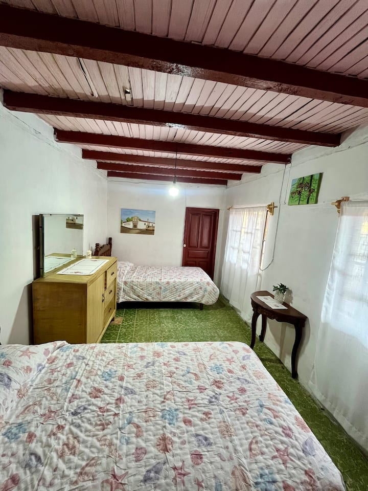 Hermosa Casa Rústica En El Corazón De Pátzcuaro - Mexico