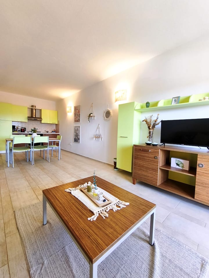 Cosy 1 Bedroom Top Floor Apartment - Cap-Vert