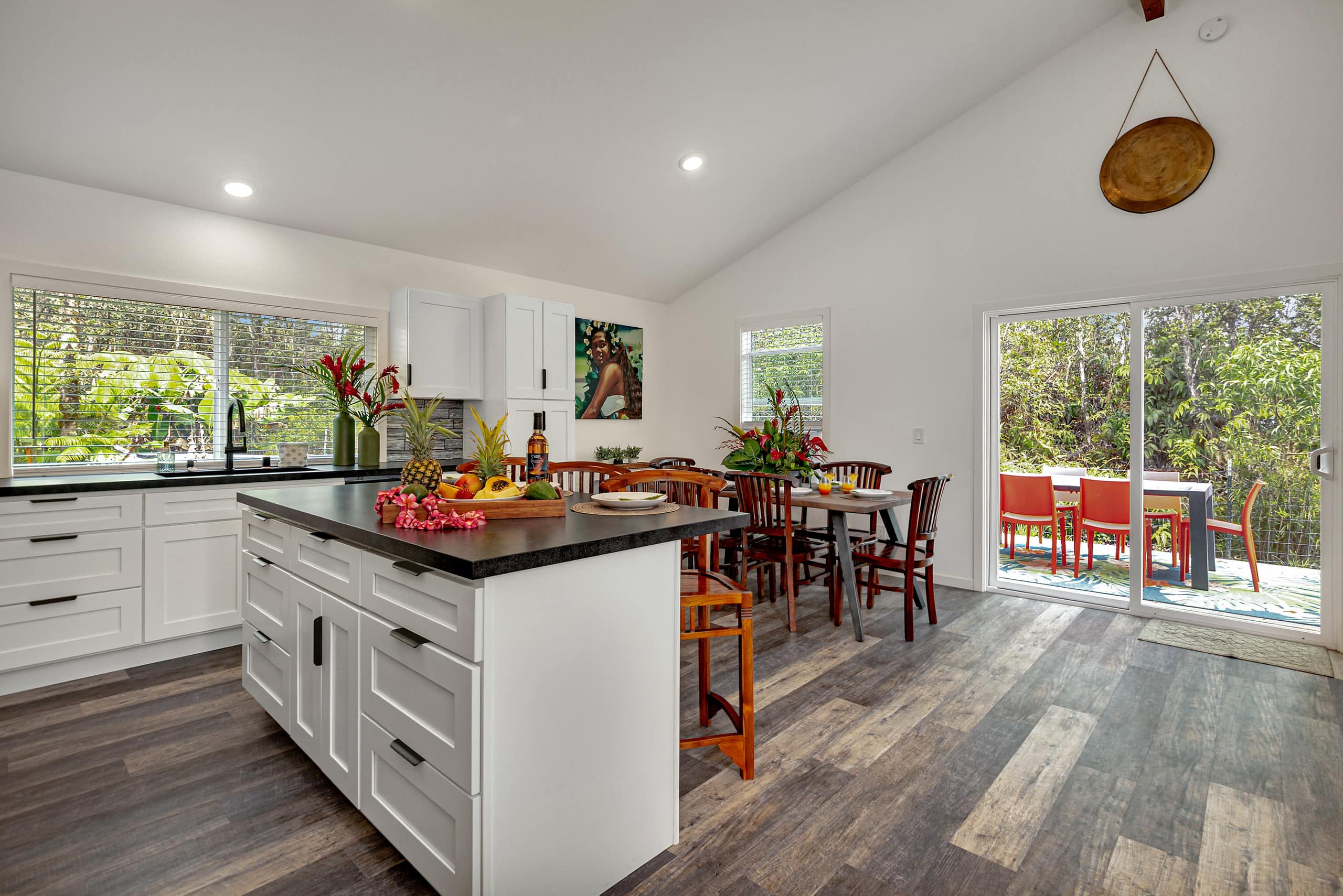 Home in Mountain View · ★5.0 · 3 bedrooms · 4 beds · 2 private baths - Image 8