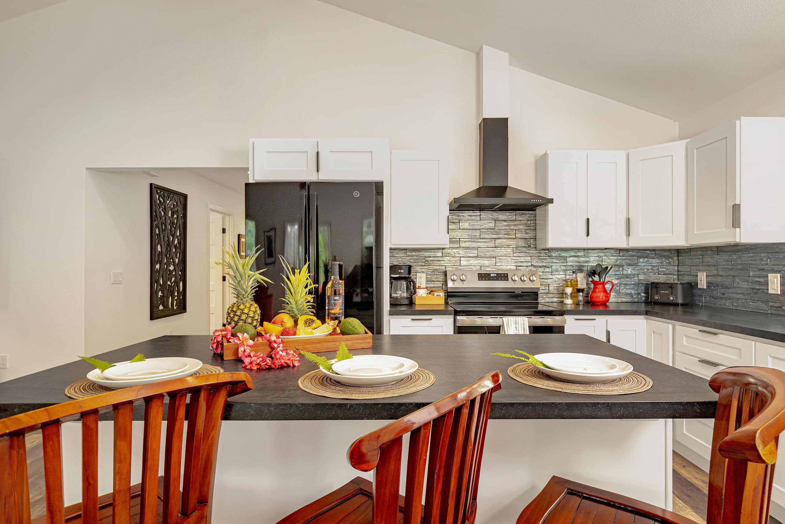 Home in Mountain View · ★5.0 · 3 bedrooms · 4 beds · 2 private baths - Image 13