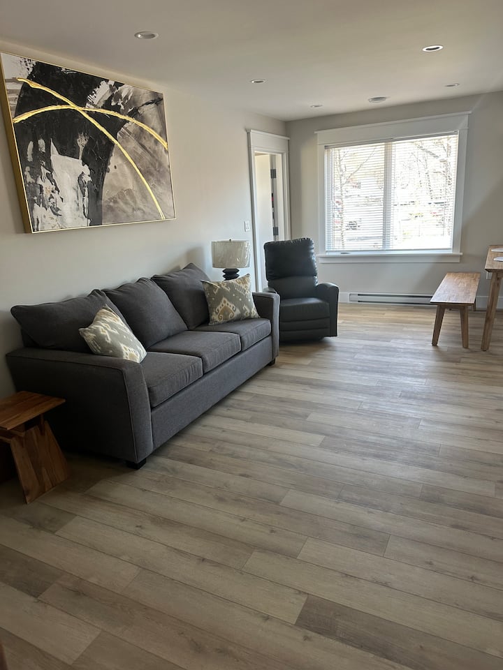 The Barron Suite - 2 - Kentville