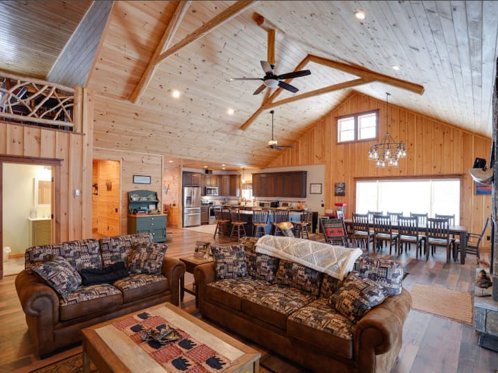 Lake Simond Lodge - Tupper Lake, NY