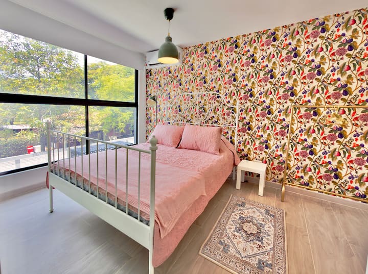 Boutique Apt· Parking · Cowork - Cali