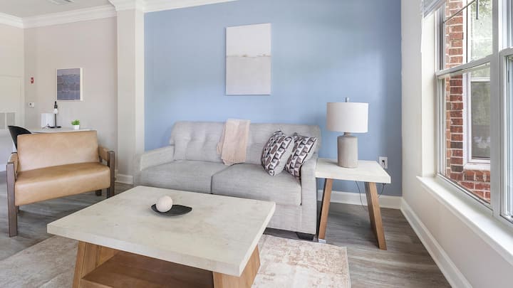 Landing | Incredible 1bd, Courtyard, Gym - Columbia, MD