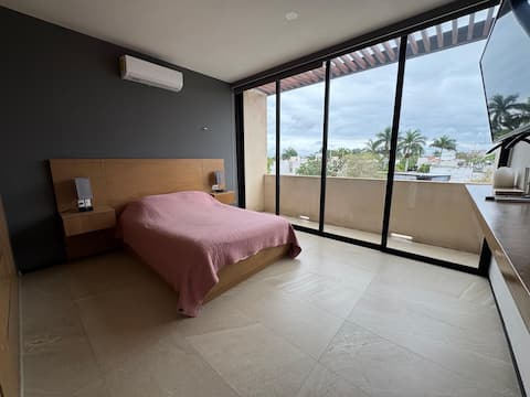 Top performing Airbnb: North Department in San Antonio Cucul