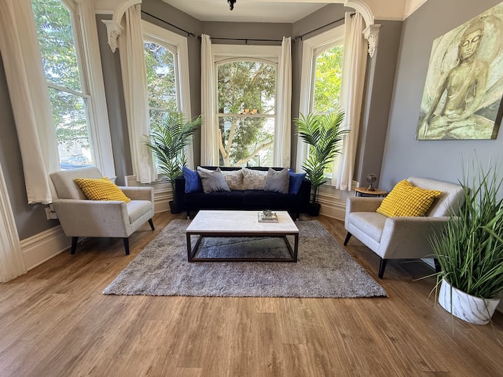 Comfy & Spacious 4br/2ba Victorian + Mins To Sf - Berkeley, CA