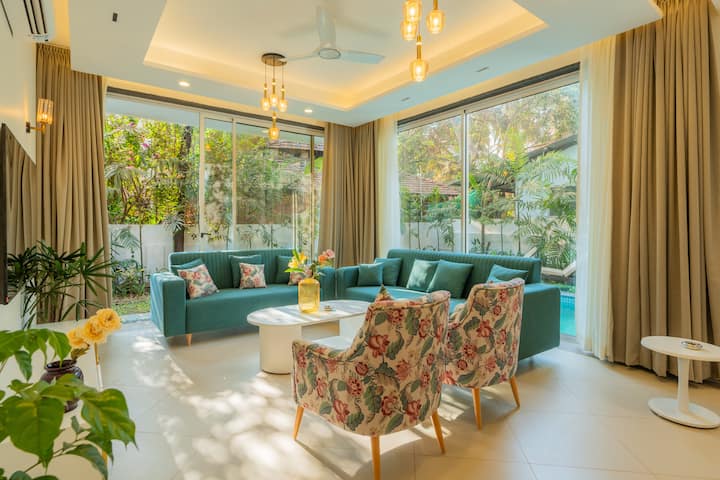 Living room image 1