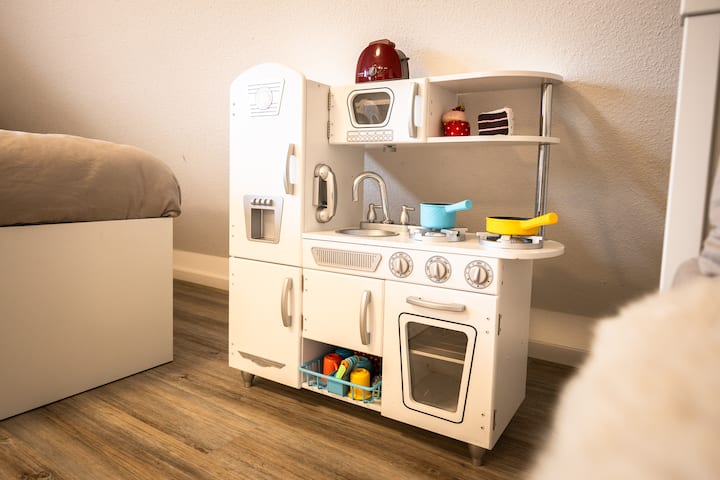 Schlafzimmer 5
