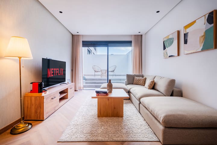 C17-modern 1br Private Terrace  Parking  Fiber - Casablanca, Maroc