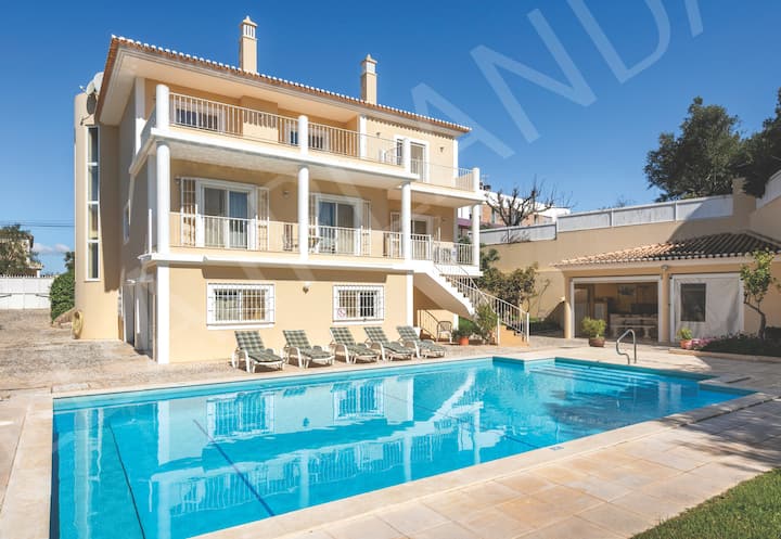 Stunning 6-bed, 7-bath Villa With Private Pool - Alvor