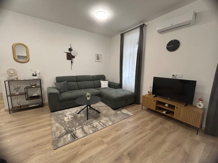 R03 Central Residence Sopron - Neusiedler See