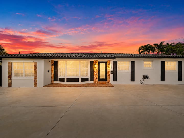 Close To Airport, Perfect For Family & Big Groups! - Kendall