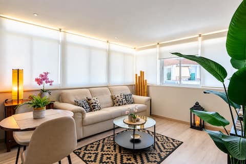 Propiedad de Airbnb exitosa: LOVELY APARTMENT CARIHUELA ONLY 5 MIN TO THE BEACH en Torremolinos