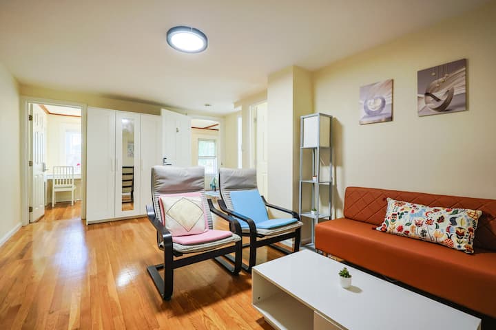 4br 2ba Colburn House | Near Market Basket & Plaza - Waltham, MA