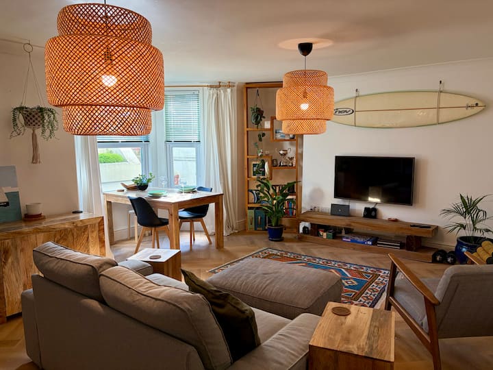 The Haven Surf House - Kingsgate Bay Beach
