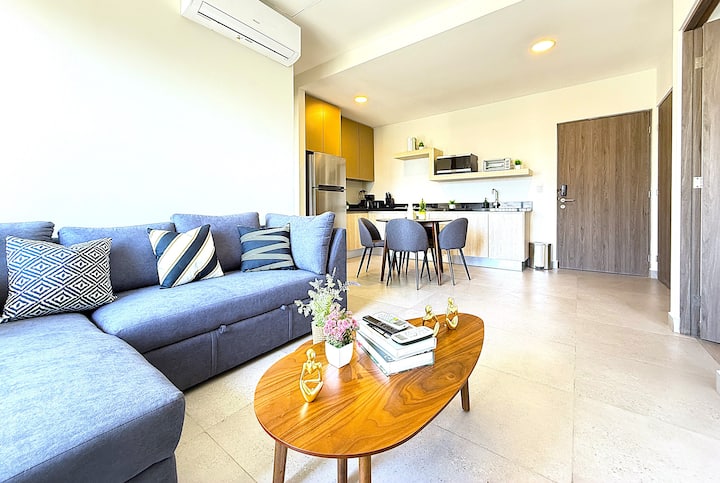 New Glamorous Apt14 @Downtown W/ Parking + Gym +Ac - Monterrey