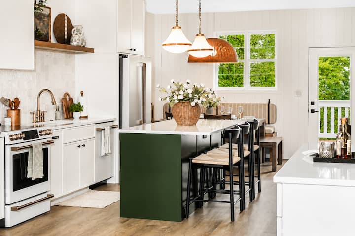 Hoosier Hideout | Downtown Bloomington Condo - Bloomington, IN