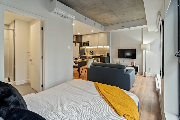Stylish Pet-friendly Stay | Montreal Studio - Lasalle