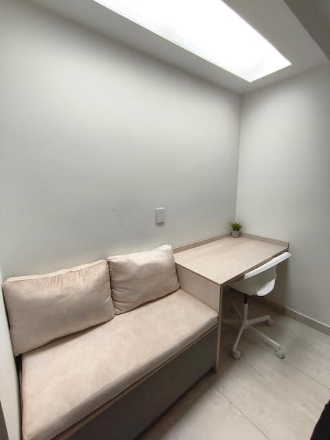 Top Airbnb: Studio apartment equipped with autonomous access (305) in Antonio Nariño