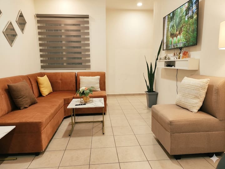 Marsella Aqua-comfort: Smart Tv & Interior Pool - El Salvador