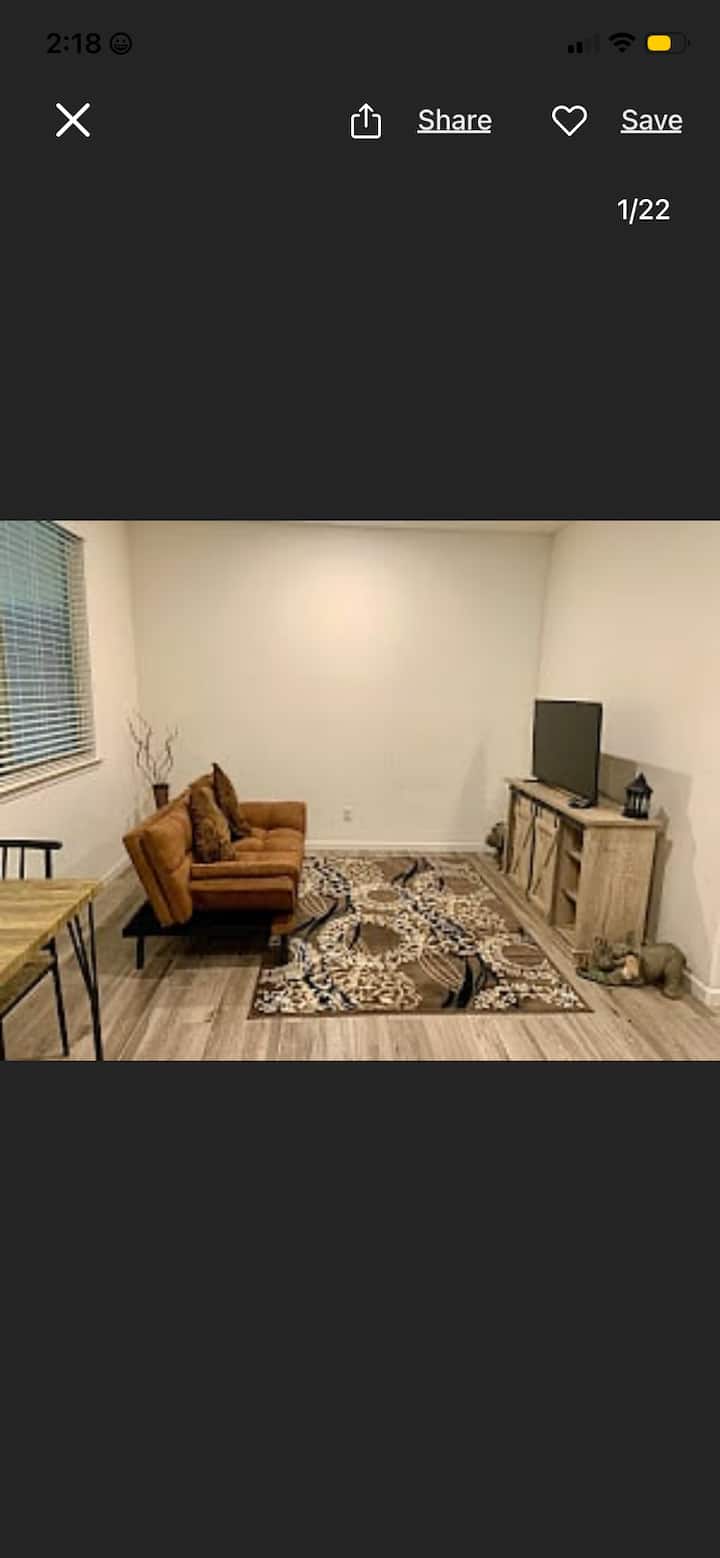 Suite Available. Separate Entry. All Private. - Sacramento, CA