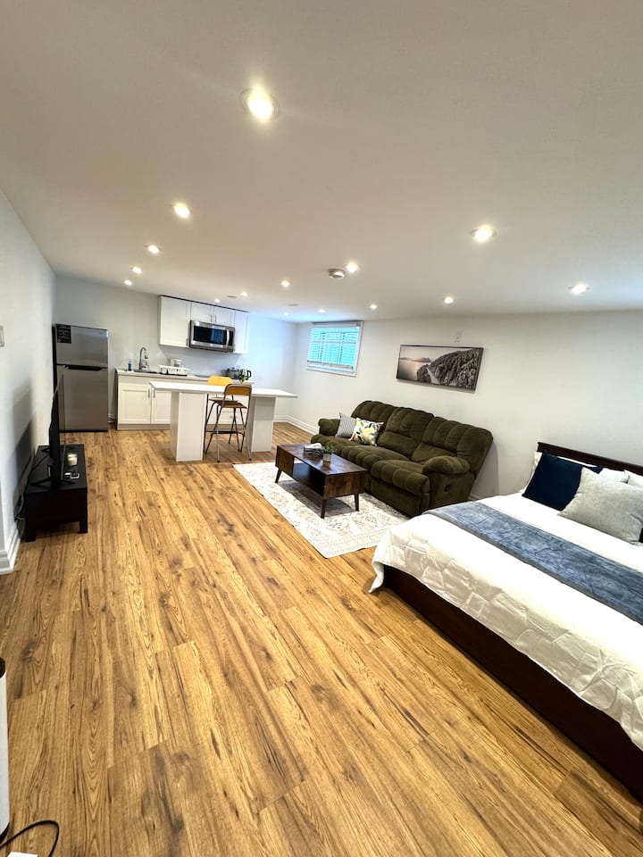 Cozy Studio Basement Apartment #2 - Vaughan