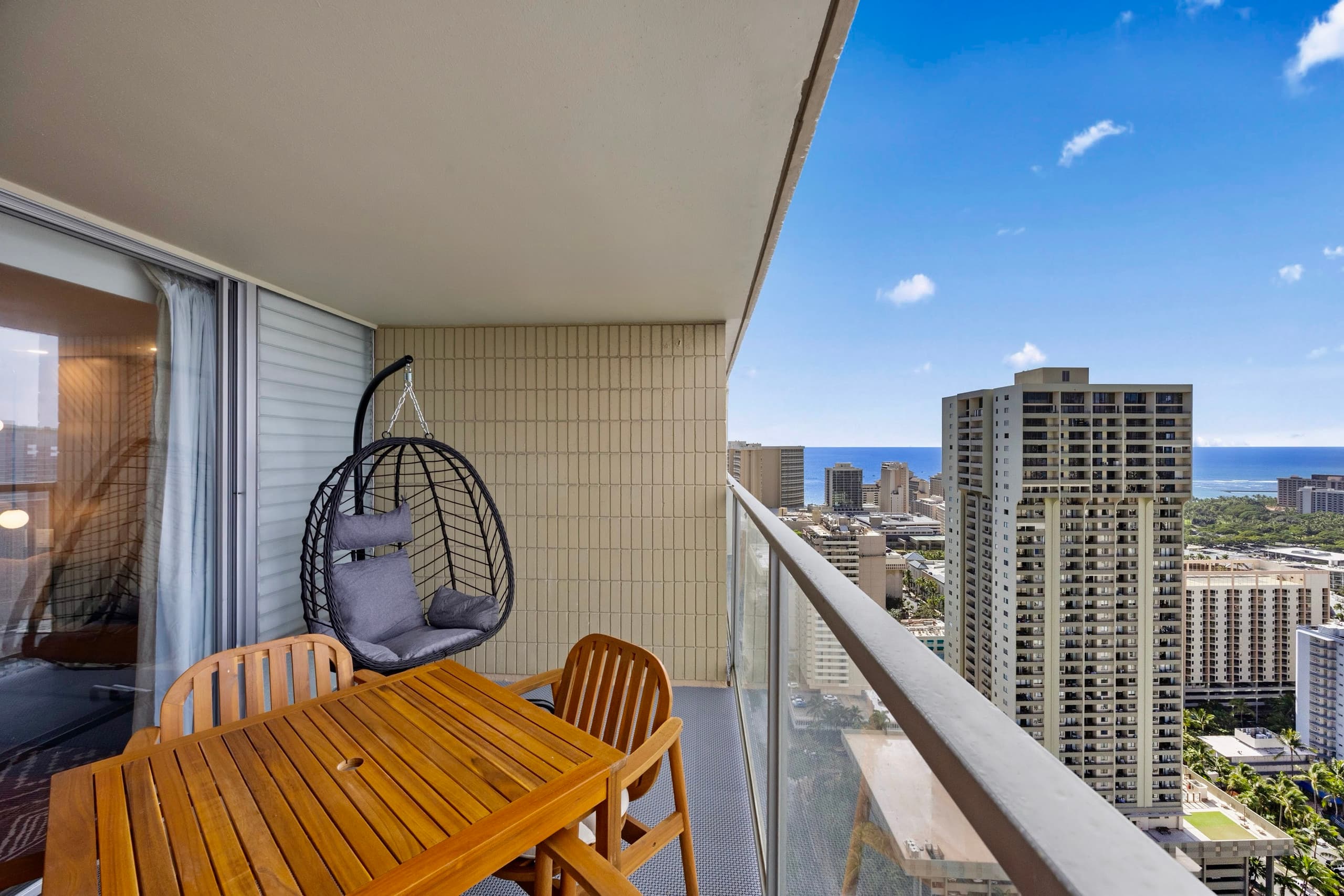 41F-Stunning High-FL Studio w/Ocean & City Views - Image 38