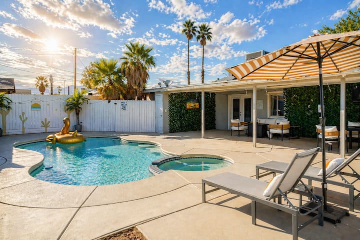 Your Private Resort!- Only- 10 Min To The Strip! - Las Vegas, NV