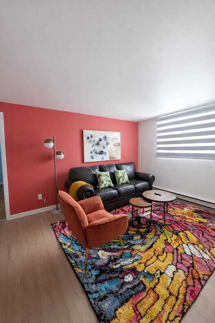3br Pierrefonds - Cozy, Modern, Free Parking - Pointe-Claire