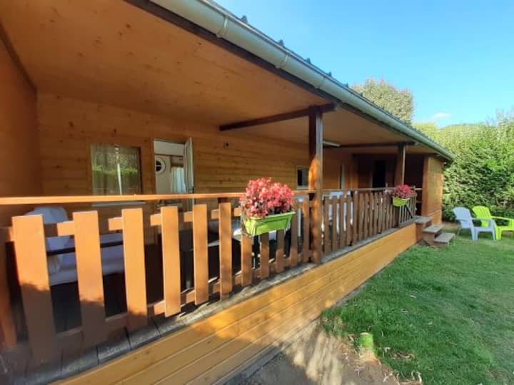 Chalet Bungalow"le Sancy" Au Bord Du Lac Chambon - Super-Besse