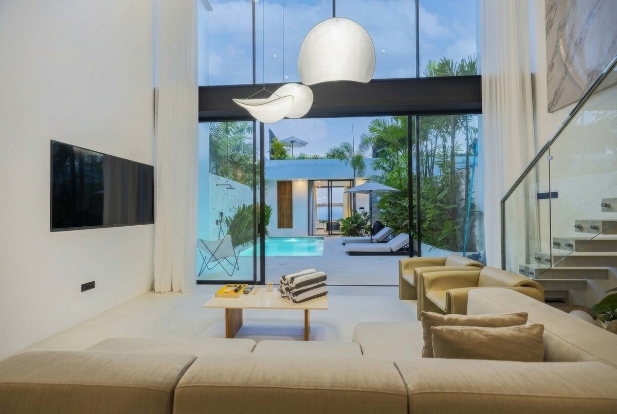 Villa in Uluwatu · ★4.9 · 2 bedrooms · 2 beds · 2 private baths, comparable Airbnb