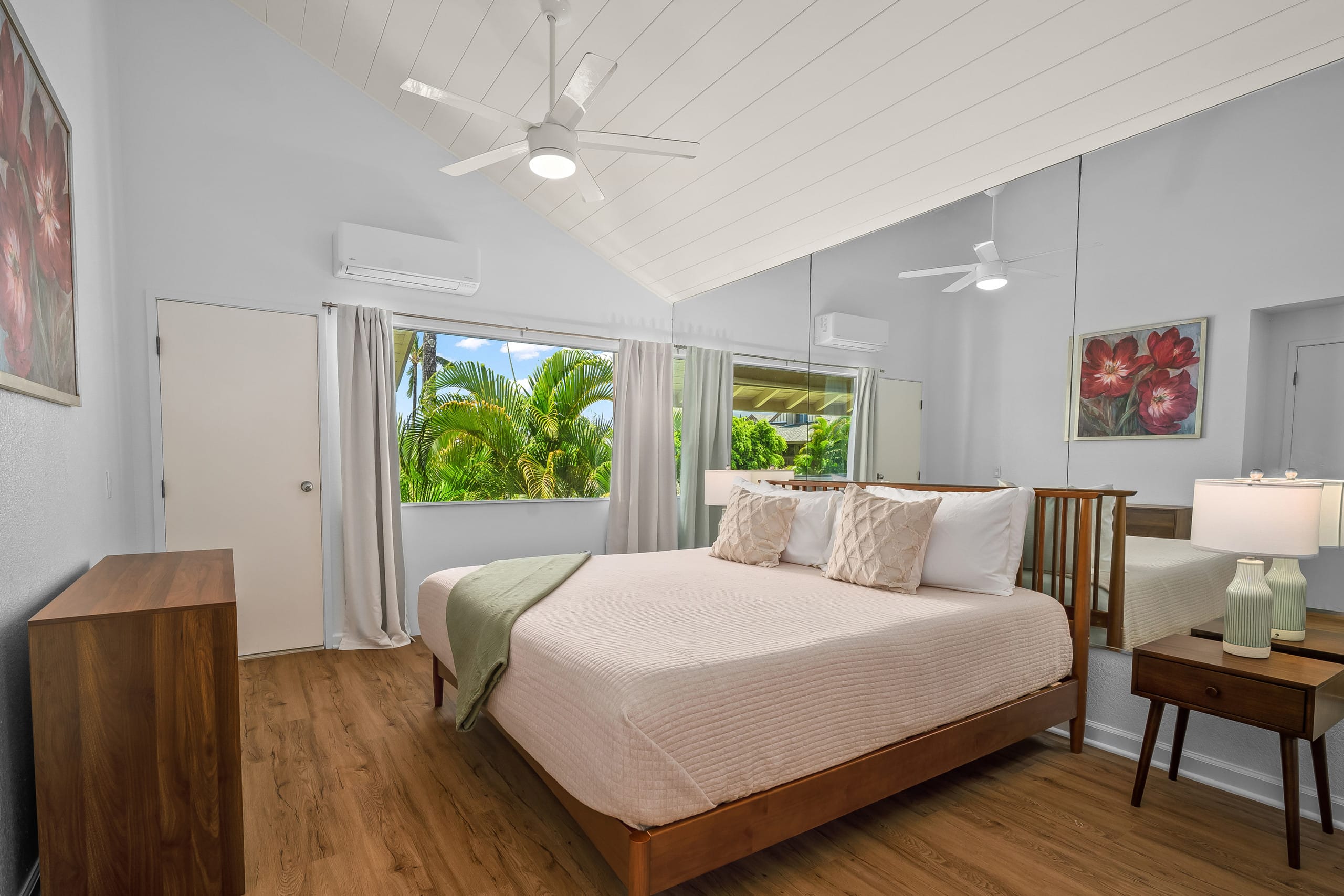 Condo in Princeville · ★5.0 · 2 bedrooms · 3 beds · 1.5 private baths - Image 8