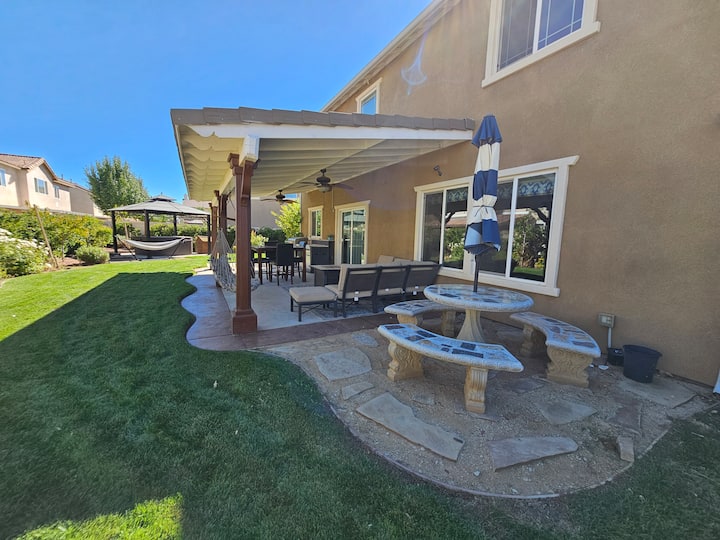 Spacious, Elegant And Cozy Cul De Sac Home - Lancaster, CA