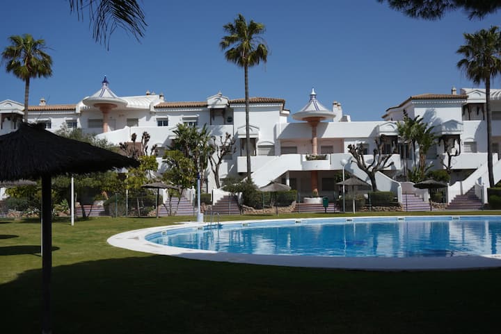El Atardecer: Playa La Barrosa + Piscina - Chiclana de la Frontera