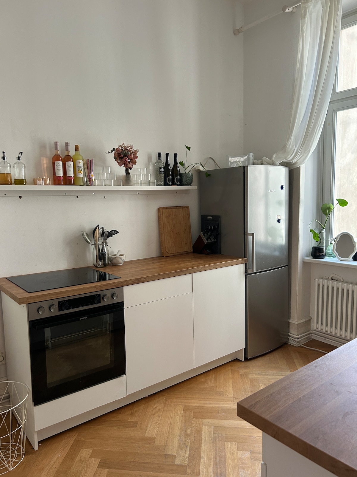 Apartment with high ceilings in the city center
