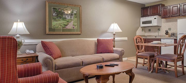 Great 3br Lockoff At Kingsgate - Williamsburg, VA