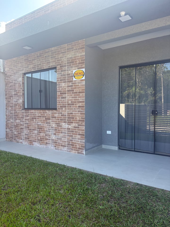 Linda Casa Em Saint Etiene - Matinhos