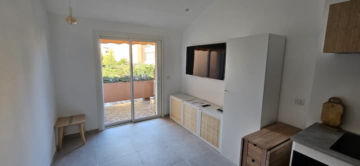 Appartement Entièrement Rénové - La Londe-les-Maures